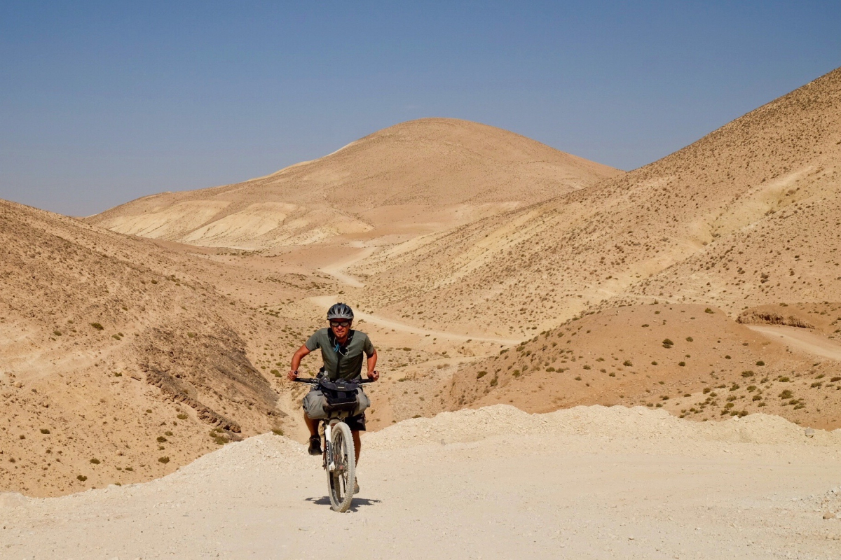 desert bikepacking